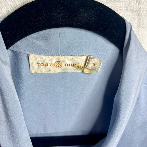 Silk Tory Burch no sleeve with bow robin blue blouse! Perfect condition! - Picture 5 of 6
